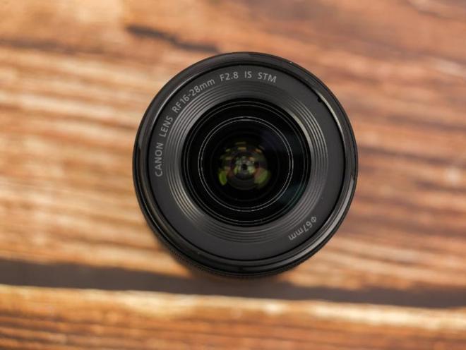 今年会首页F28大光圈！广角变焦亲民新挑选 佳能RF16-28mm F28 IS(图4)