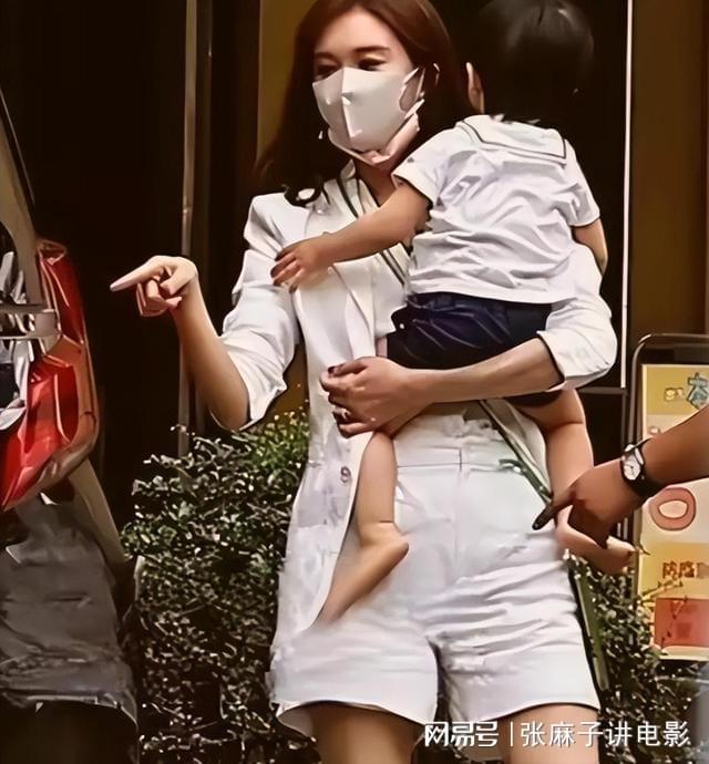 今年会官网冲上热搜！林志玲背上“自大”包回应仪态争议：姐就是女王！(图5)